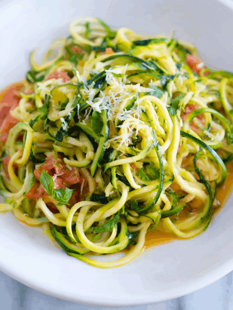 Low-Calorie Zucchini Noodles (Zoodles)